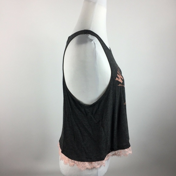 Four Girls Wild and Free Graphic Tank Size Large - Picture 3 of 6